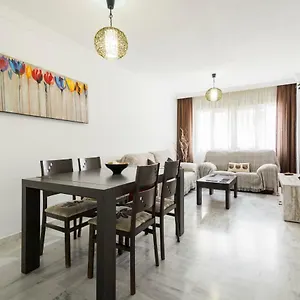 Alaska 800 M De La Playa Parking Privado Apartamento